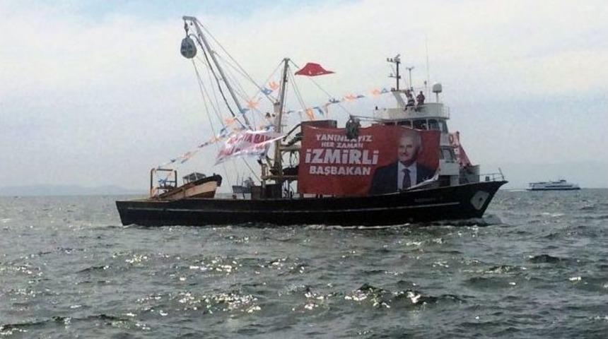 Balık&ccedil;ılar, K&ouml;rfez&rsquo;de Binali Yıldırım İ&ccedil;in G&ouml;vde G&ouml;sterisi Yaptı