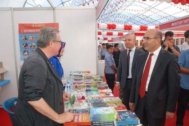 Kitap Günlerine Yoğun İlgi 1