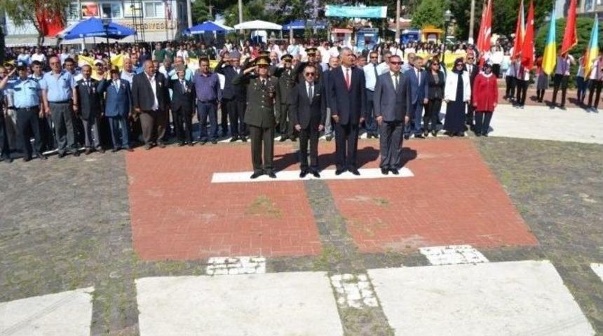 19 Mayıs, Bozyazı&rsquo;da Coşkuyla Kutlandı