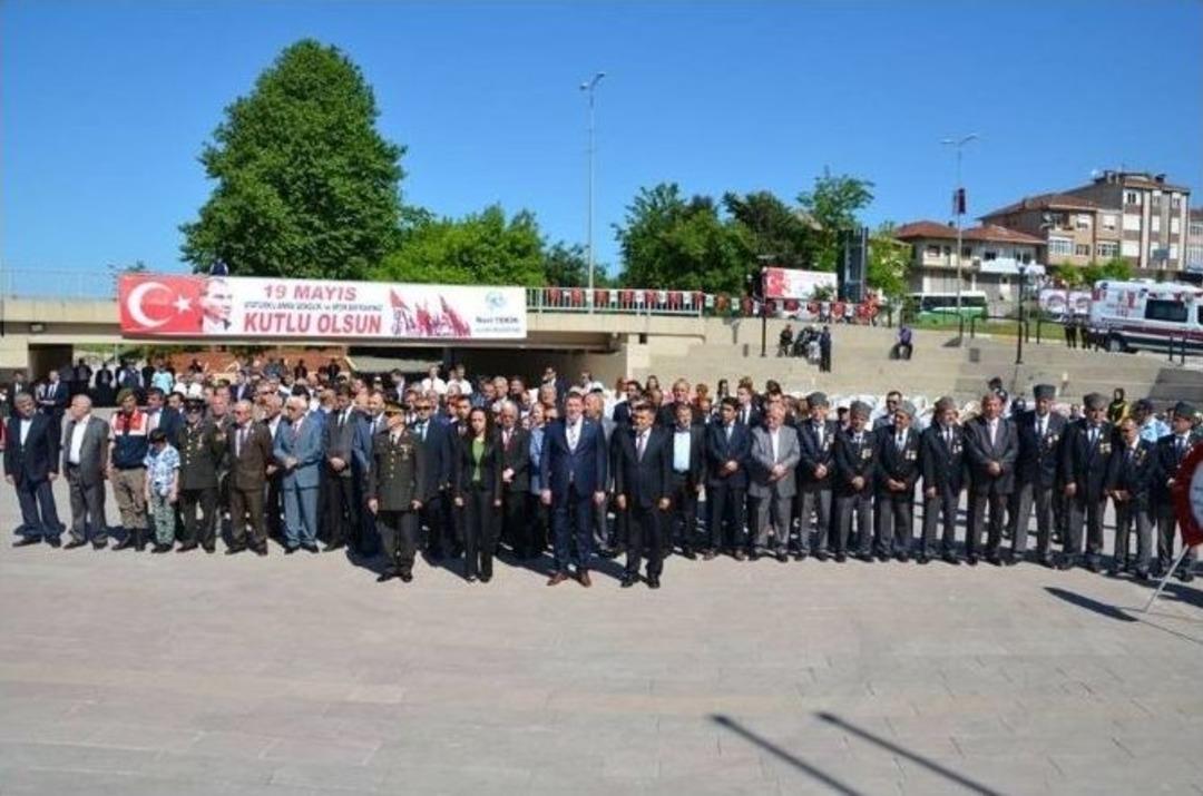 Alaplı 19 Mayıs&rsquo;a Buruk Kutlama