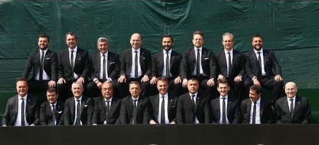 Beşiktaş Şampiyonluk Pozunu Verdi 1