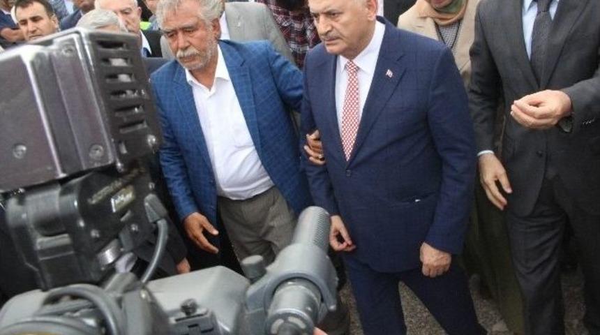 Binali Yıldırım Diyarbakır&rsquo;da