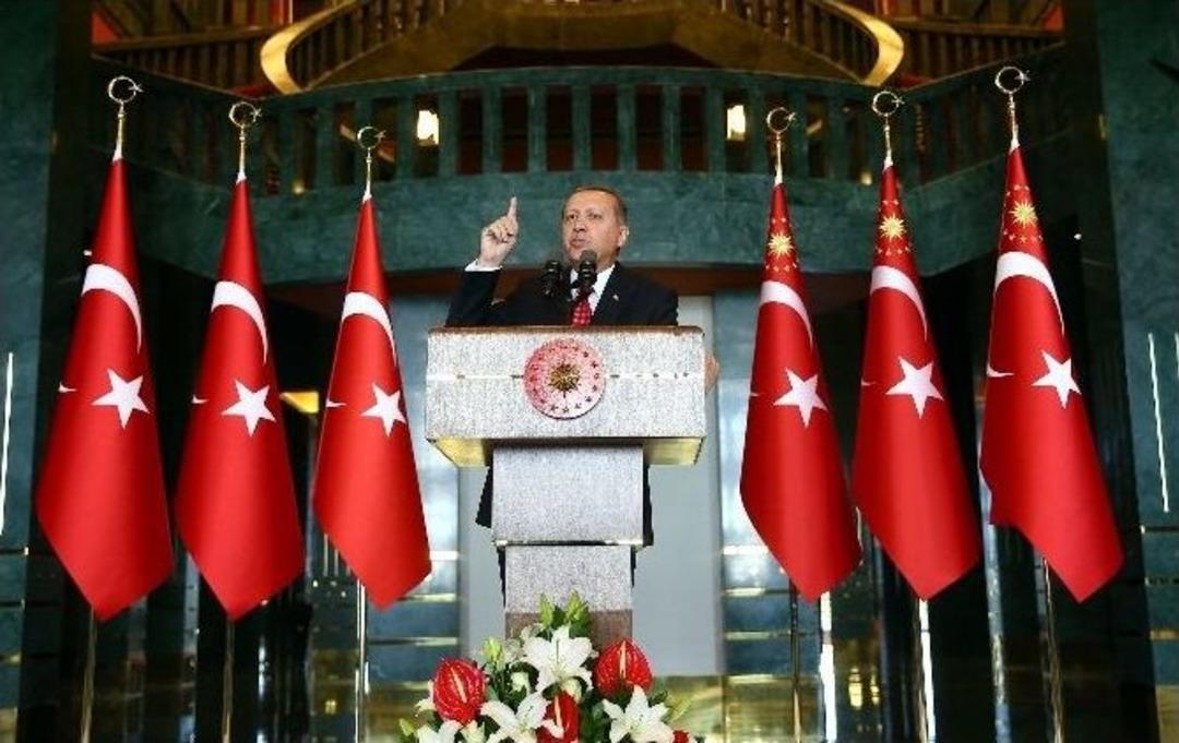 Erdroğan Gen&ccedil;lere Tavsiyelerde Bulundu