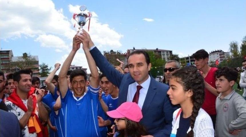 Tatvan&rsquo;da 19 Mayıs Coşkusu