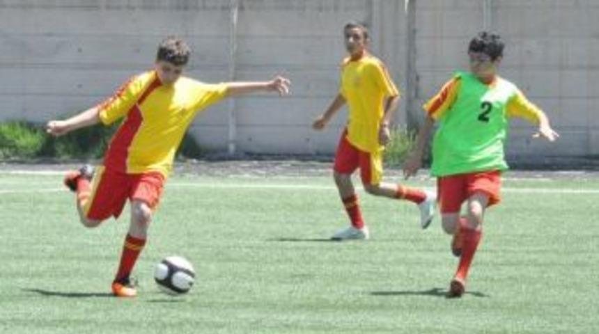 Yeni Malatyaspor U13 Takımı İlk Ma&ccedil;ında Galip