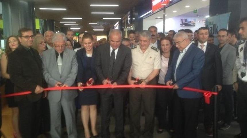 &Ccedil;orlu Halk Eğitimi Merkezi&rsquo;nden Resim Sergisi