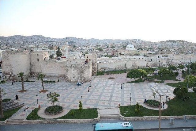 Şanlıurfa Tarihine Işık Tutacak Kitap Tanıtıldı