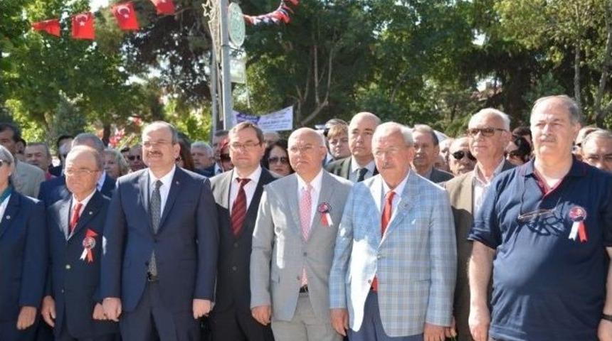 S&uuml;leymanpaşalılar 19 Mayıs Atat&uuml;rk&rsquo;&uuml; Anma Ve Gen&ccedil;lik Bayramını Kutladı
