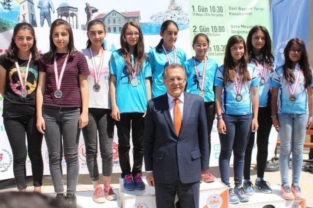 T&uuml;rkiye Oryantiring Şampiyonası Balıkesir&rsquo;de Başladı