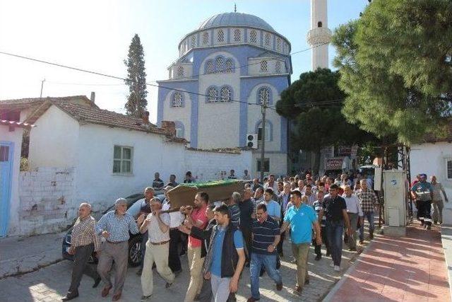 Kazada Ölen Belediye İşçisi Toprağa Verildi