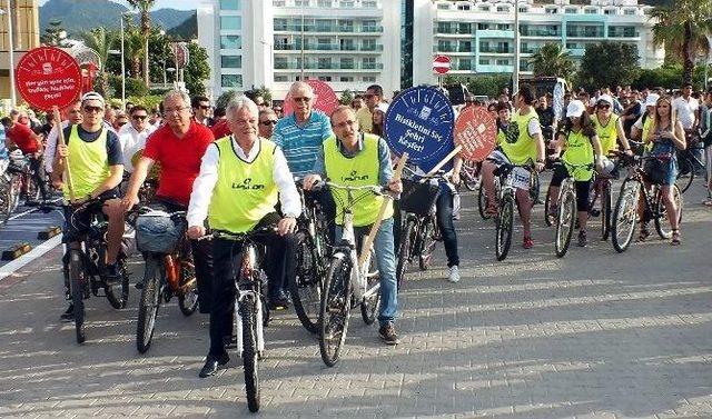 Marmaris Bisiklet Yolu Hizmete Açıldı