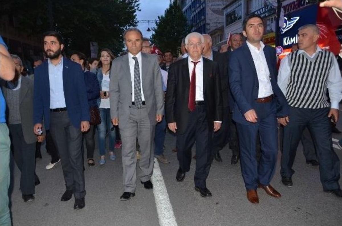 Malatya&rsquo;da Chp&rsquo;den Meşaleli Y&uuml;r&uuml;y&uuml;ş