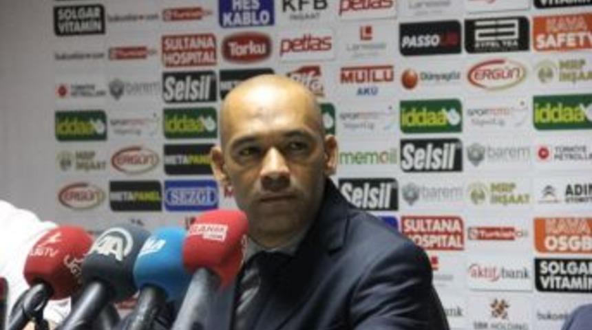 Morais: "oyuncularım Sanki Sahada Tatili D&uuml;ş&uuml;n&uuml;yorlardı"