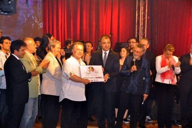 Tanju Okan Pop M&uuml;zik Beste Yarışması Sonu&ccedil;landı 1