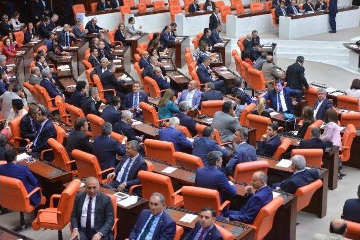 Chp Milletvekilleri Genel Kurul’u Terk Etti G2