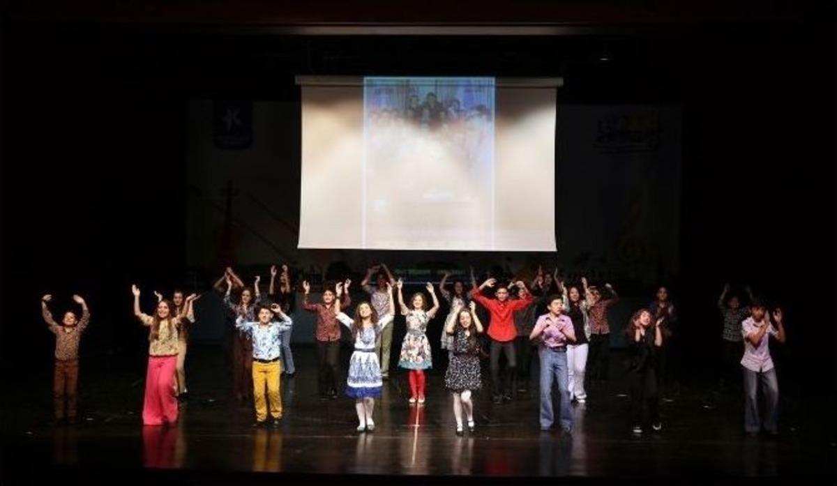 K&uuml;&ccedil;&uuml;k&ccedil;ekmeceli Gen&ccedil;ler Gen&ccedil;fest İle Eğlendi