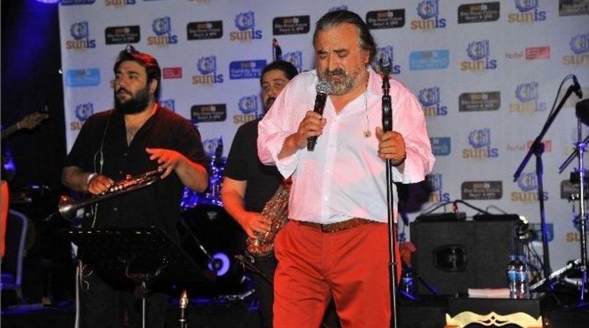 Volkan Konak: &rsquo;&rsquo;m&uuml;tevazi İnsanlara Vurgunum&rsquo;&rsquo;