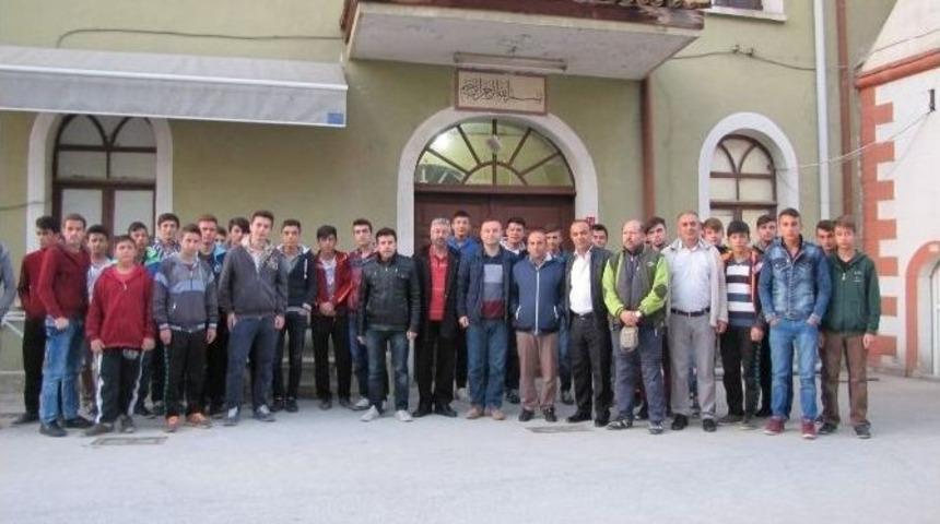 Hisarcık Gen&ccedil;liği Sabah Namazında Buluştu