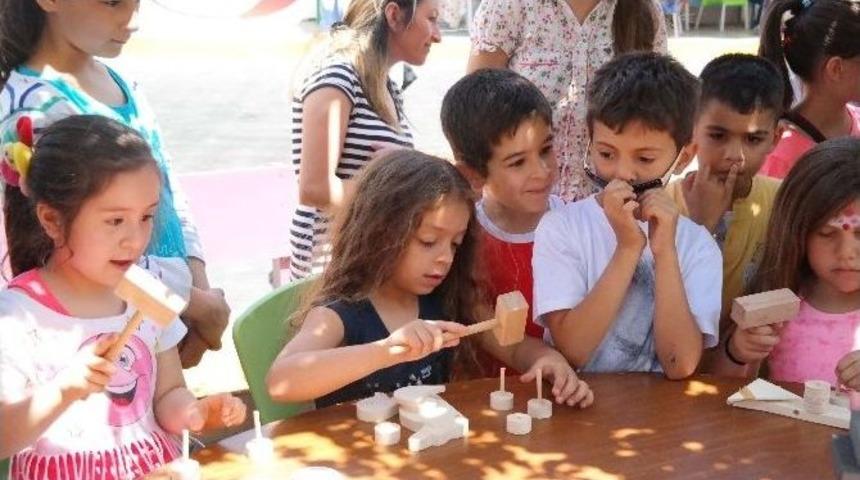 Seferihisar&rsquo;da &Ccedil;ocuklara Ahşap Oyuncak At&ouml;lyesi