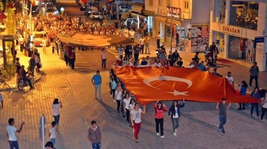Demre&rsquo;de Fener Alayı Yapıldı