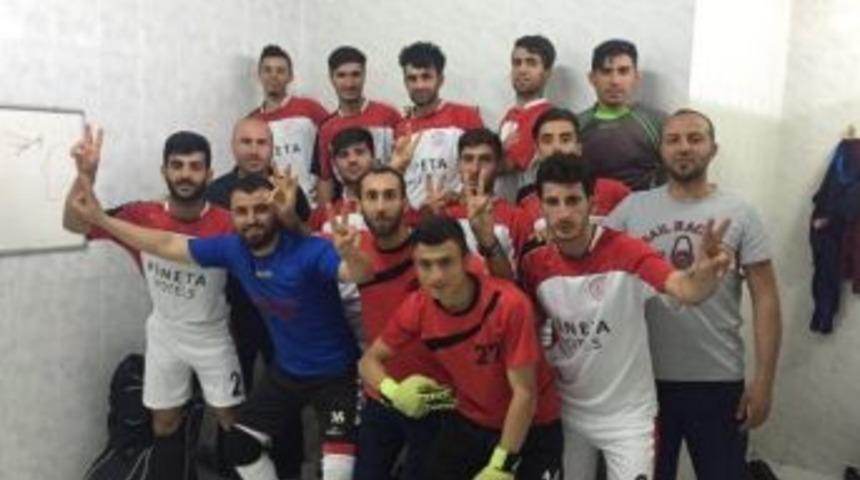 Diyarbakır Alipaşaspor T&uuml;rkiye Finallerine Gidecek