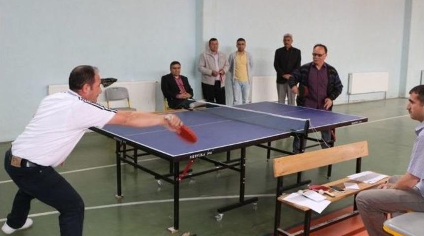 Masa Tenisi Turnuvası D&uuml;zenledi