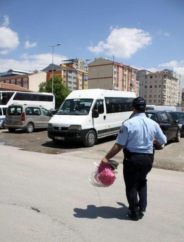 Şüpheli Poşet Polis Ekiplerini Alarma Geçirdi