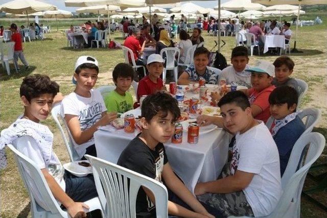 Nil&uuml;fer 15. Uluslararası Spor Şenlikleri&rsquo;ne Renkli Kapanış 1