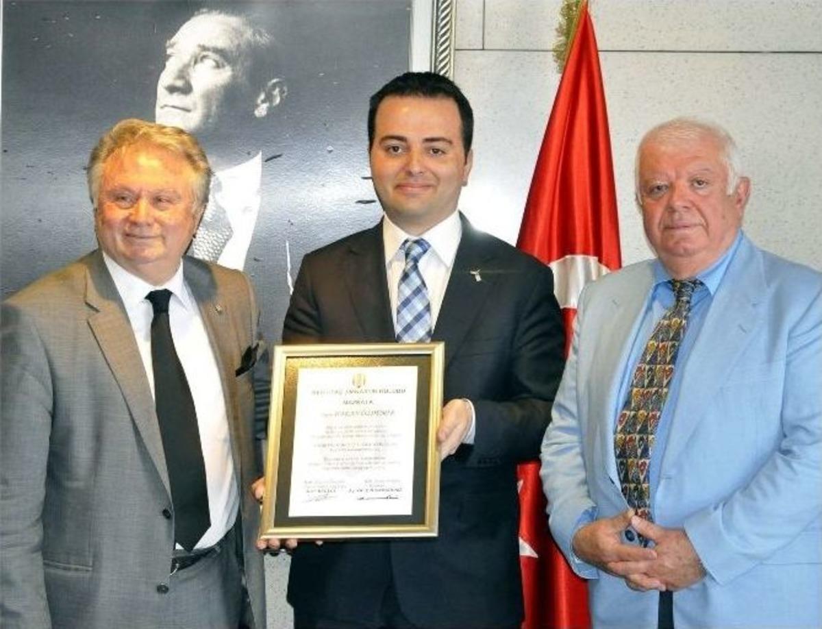 Beşiktaş&rsquo;ta Yeni Y&ouml;netim Mazbatasını Aldı