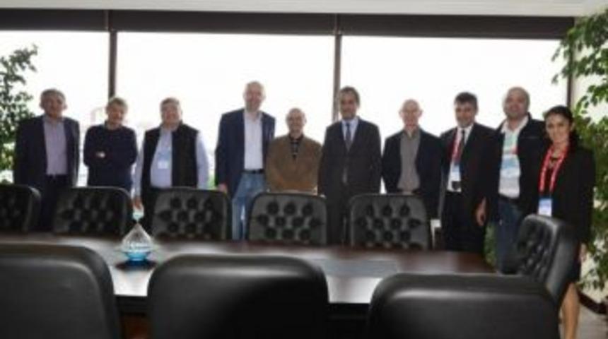 Sıu Bilim Kurulu Be&uuml; Rekt&ouml;r&uuml; Prof. Dr. Mahmut &Ouml;zer&rsquo;i Ziyaret Etti