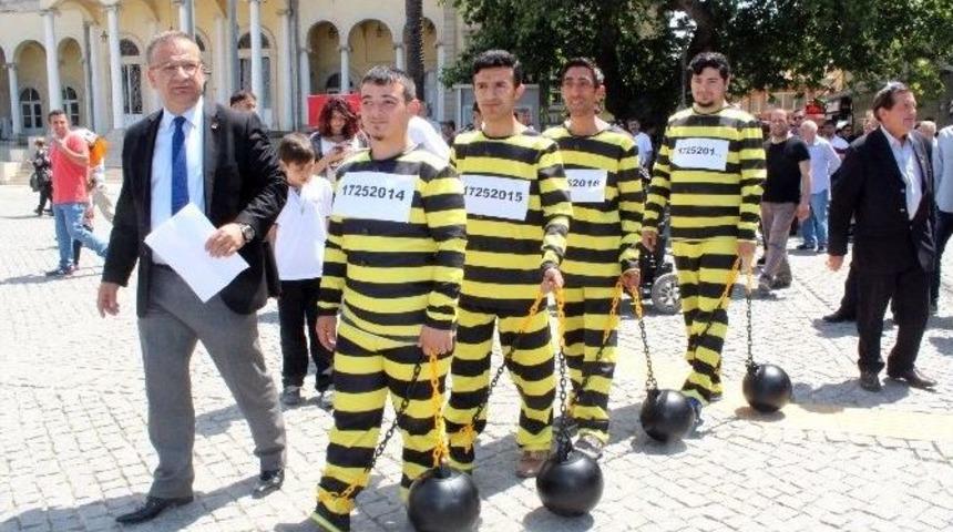 İzmir&rsquo;de Dalton&rsquo;lu Dokunulmazlık Protestosu