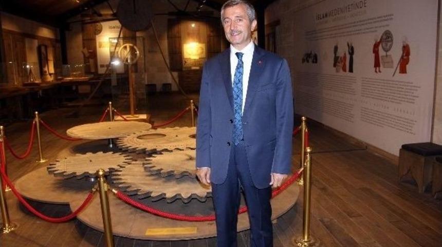 &Ouml;ğrencilere M&uuml;ze Dersi Verildi