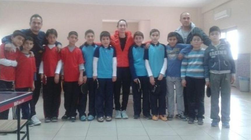 Kenan Evren Ortaokulundan &Ccedil;ifte Şampiyonluk