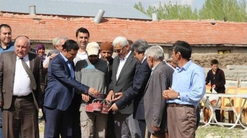 Pınarbaşı Belediyesinden Kırsala B&uuml;y&uuml;k Yatırım