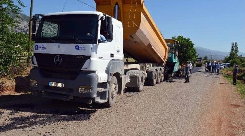B&uuml;y&uuml;kşehirden Kovanlık Yoluan Asfalt