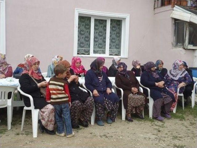 Kayın Mantarı Yetiştiriciliği Hasadına Tarla Günü Düzenlendi