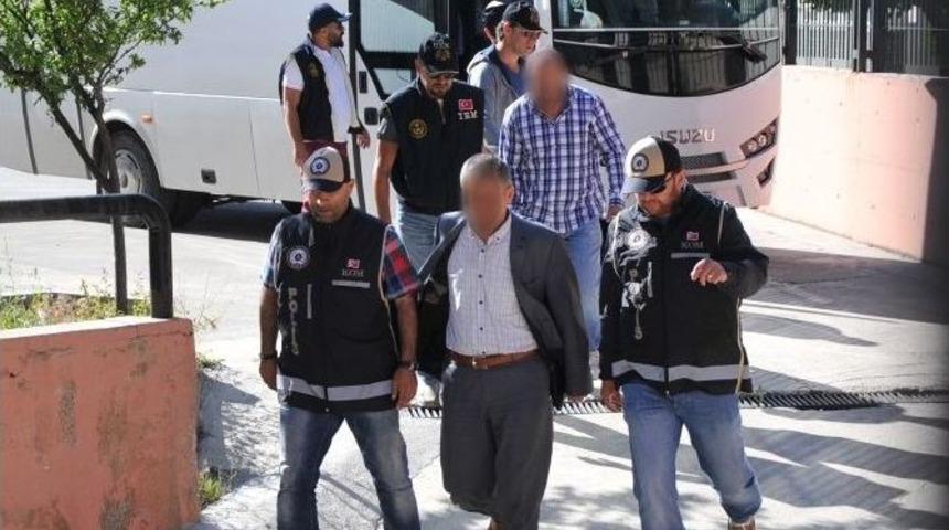 Fet&ouml;/pdy Ş&uuml;phelileri Adliye Sevk Edildi