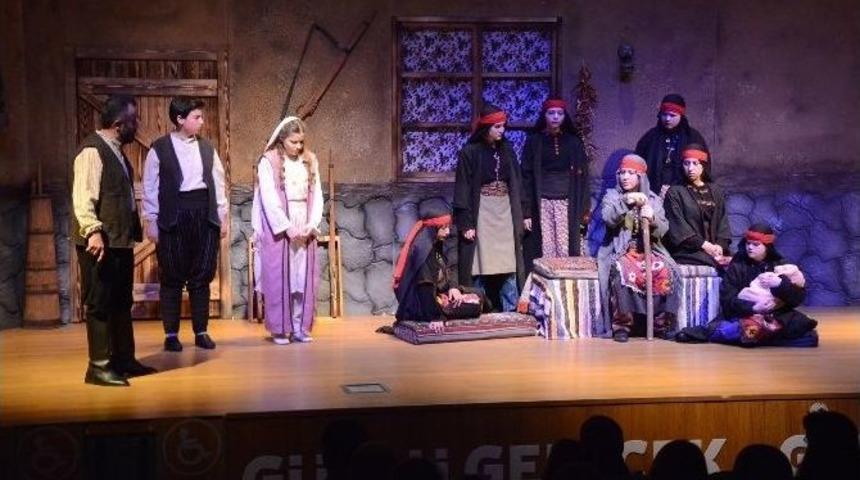 Bozüyük Belediyesi Tiyatro Grubu “töre” İle İkinci Kez Seyirci Karşısına Çıkıyor