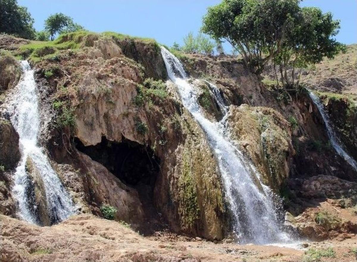 &Ccedil;ağlayan Suları Ve Doğası İle Etkileyen Şak&ccedil;ag&ouml;z&uuml; Şelalesi Yok Oluyor