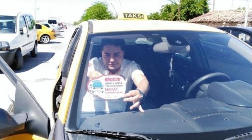 112 Ekipleri, Farkındalık İ&ccedil;in Afiş Astı