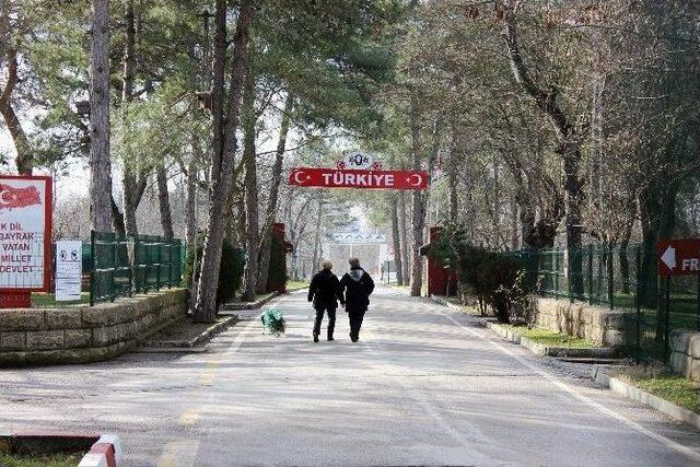 Komşuda Grev Başladı, Sınır Kapıları Kapandı 2