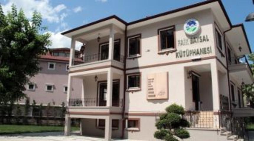 Faik Bayral K&uuml;t&uuml;phanesi Final Haftası Boyunca A&ccedil;ık Olacak