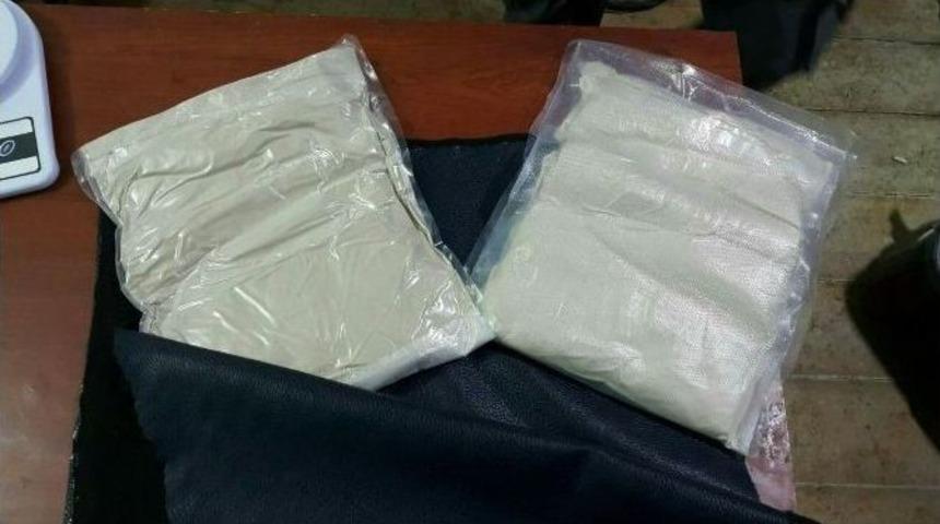 Ağrı&rsquo;da 2 Kilo Eroin Ele Ge&ccedil;irildi