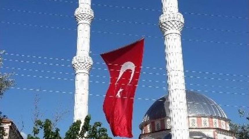 Kuyucak D&ouml;rtyol Camisi Dualarla İbadete A&ccedil;ıldı