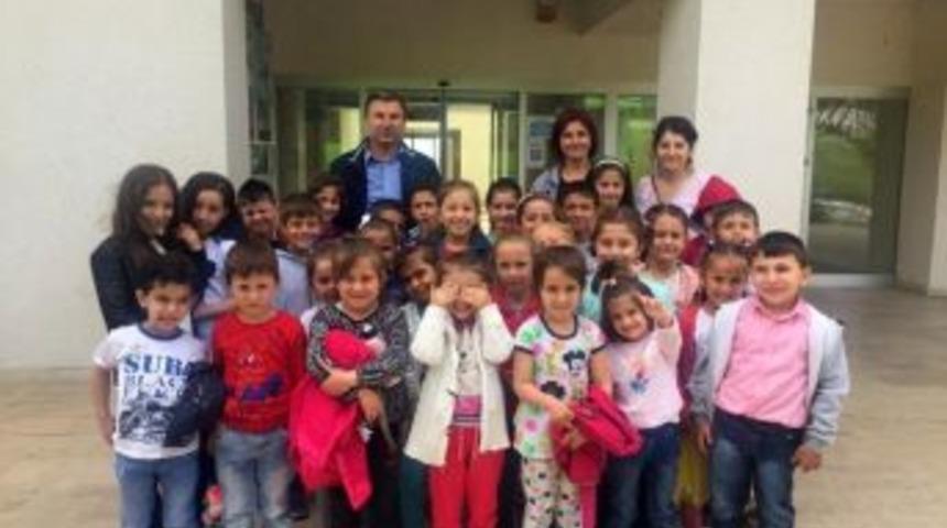 &Ouml;ğrencilere Y&ouml;nelik &ldquo;haydi &Ccedil;ocuklar Sinemaya&rdquo; Etkinliği Devam Ediyor