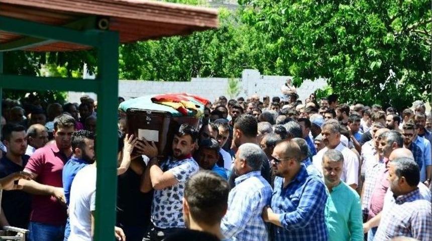 Cinayet Kurbanı Toprağa Verildi