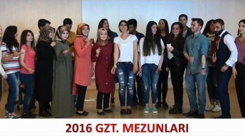 Mezun Olan &Ouml;ğrenciler &ldquo;neler Oluyor Hayatta&rdquo; Klibiyle İşsizliğe Dikkat &Ccedil;ekti