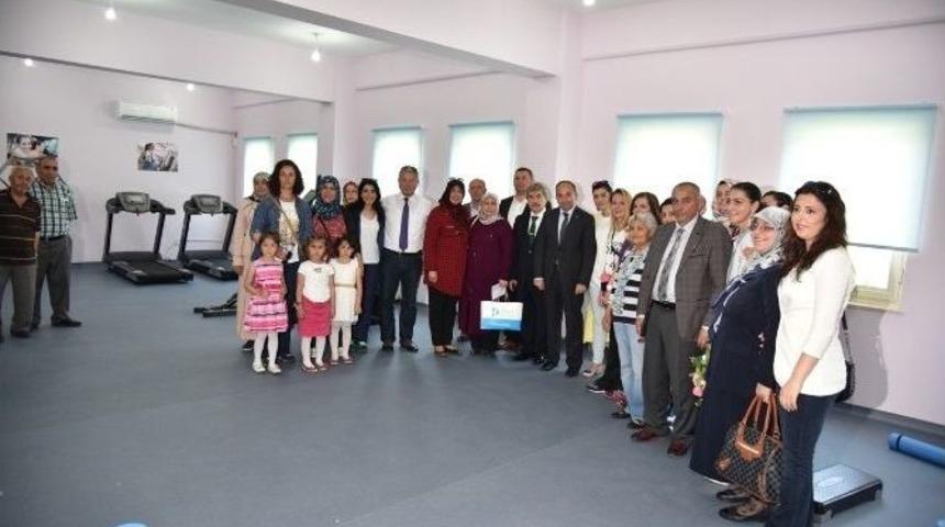 Kartepe İlk Mahalle Konağına Kavuştu