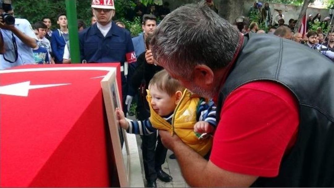 K&uuml;tahya, Şehidini Binlerce Kişi İle Uğurladı