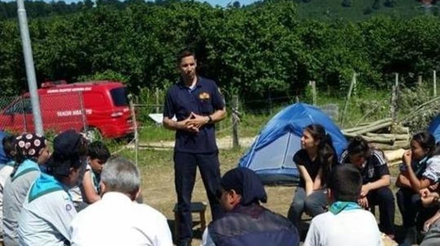 İzci Kampında Yangın Eğitimi